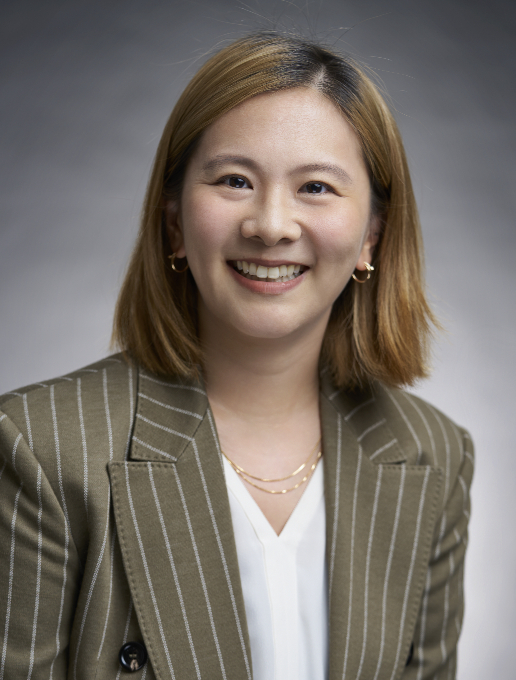 Jingyi Song